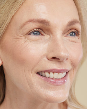 THE ULTIMATE CONTOUR PALETTE LIGHT ecomface2_cropped