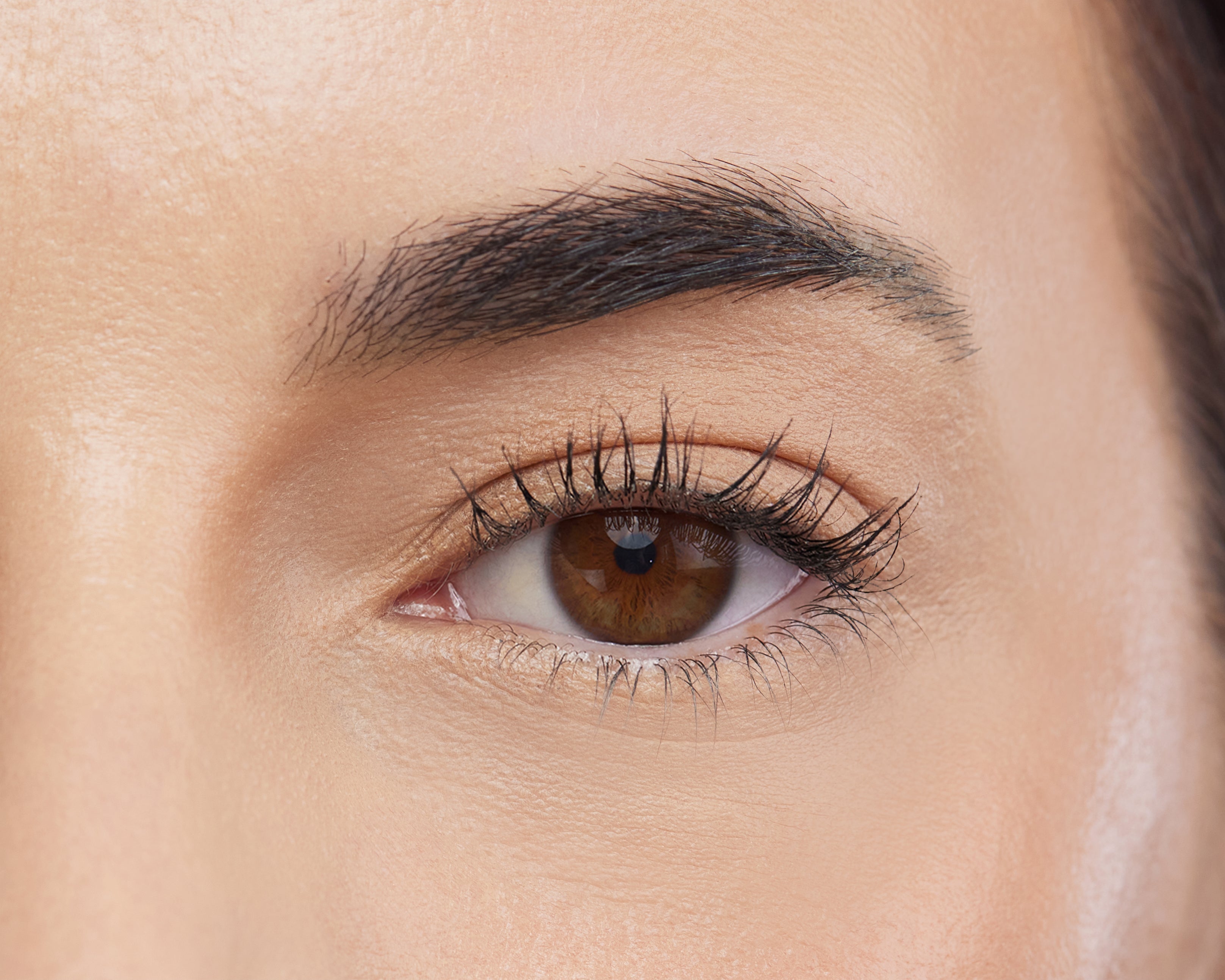 Discover How to Achieve a Natural Lash Look