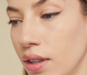 Effortless Elegance: How to Wing Eyeliner Like a Pro