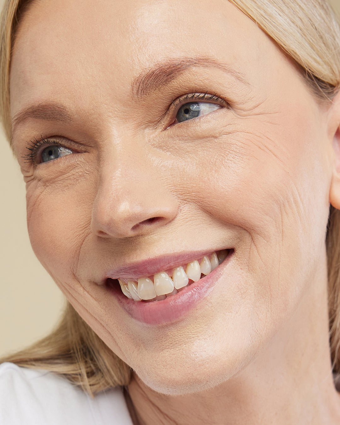 AUTO PILOT LIP SERVICE  ecomface2_cropped