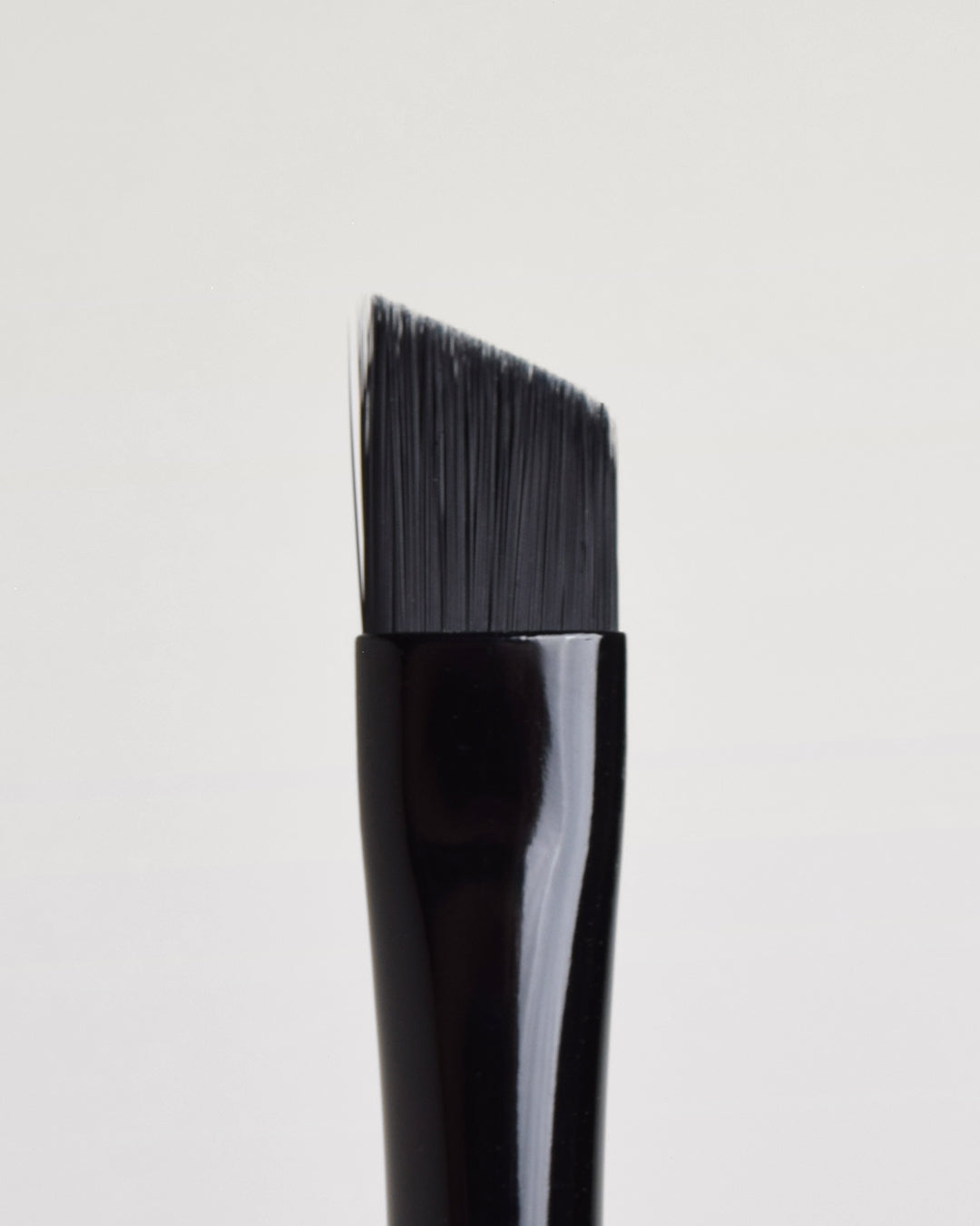 BROW BRUSH BR1  closeup