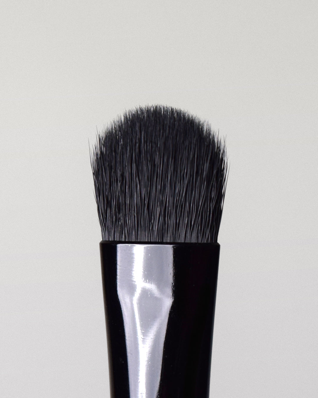 EYE BRUSH E3  closeup