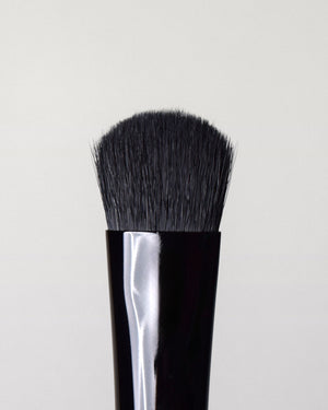 EYE BRUSH E4  closeup