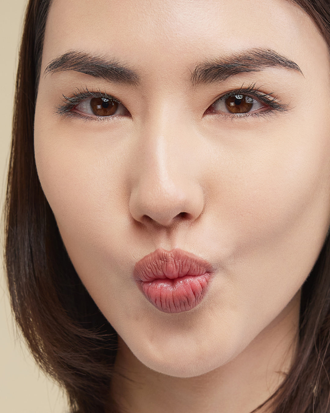 TAKING SHAPE LIP LINER MODESTY ecomface2_cropped