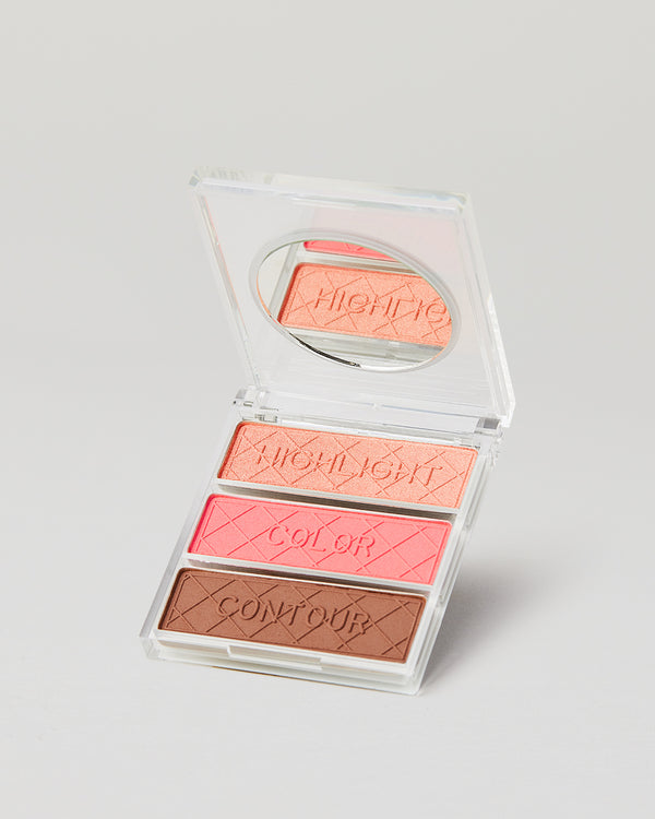 THE ULTIMATE CONTOUR PALETTE DARK open
