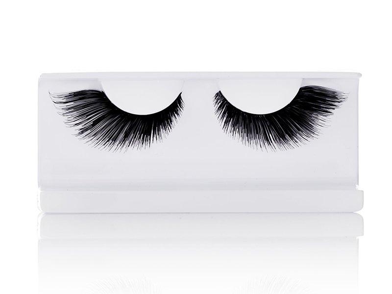 Lashes Hollyhock-